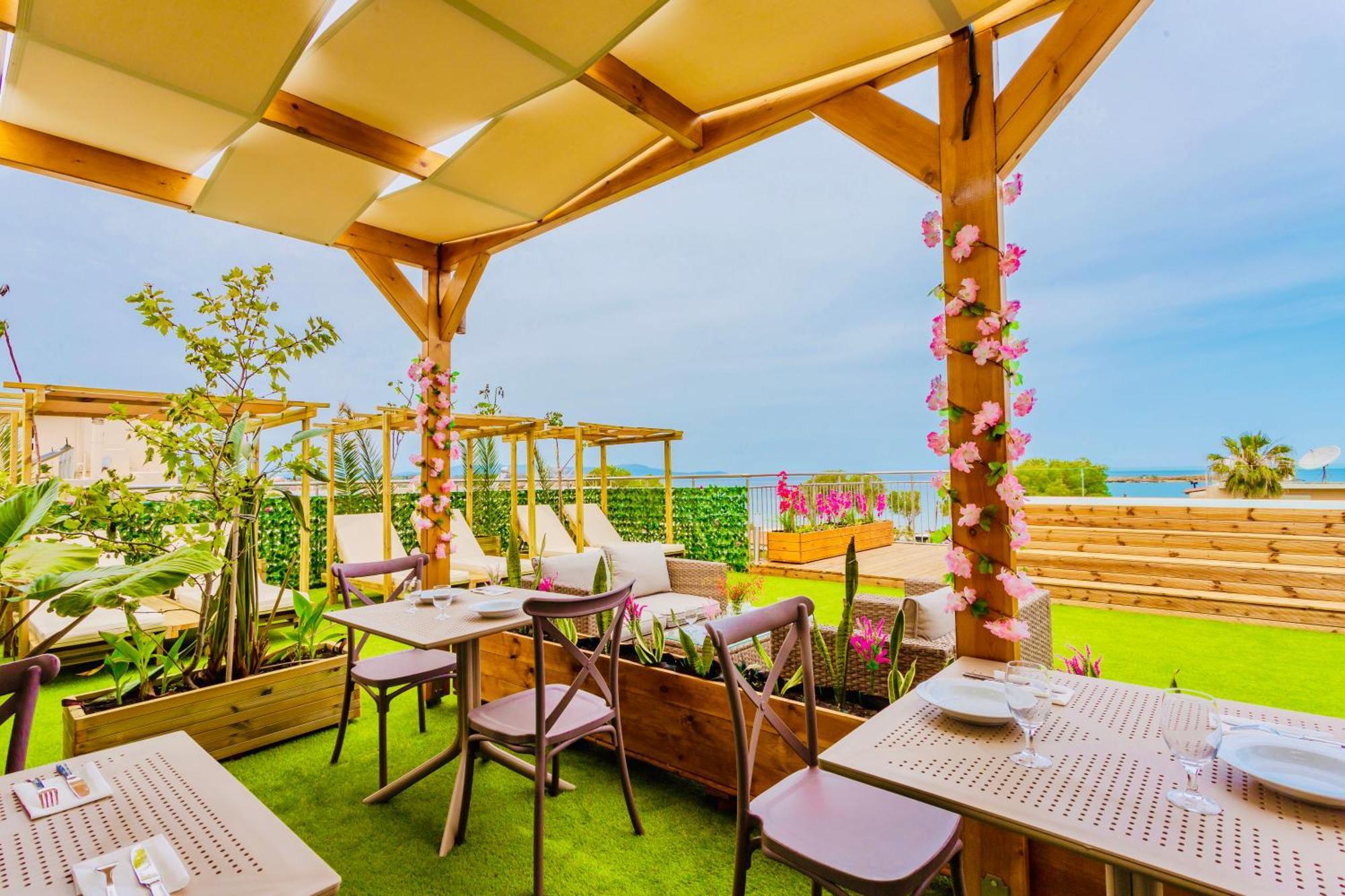 Pearl Seaside Cozy Apartments Chania  Екстер'єр фото